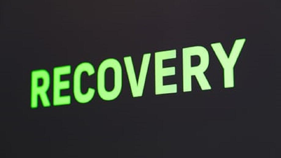Word recovery in green on black background